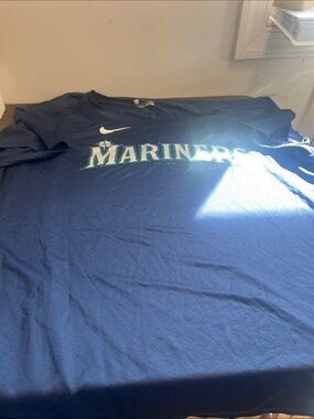 MLB Mariners Navy Blue Graphic Tee